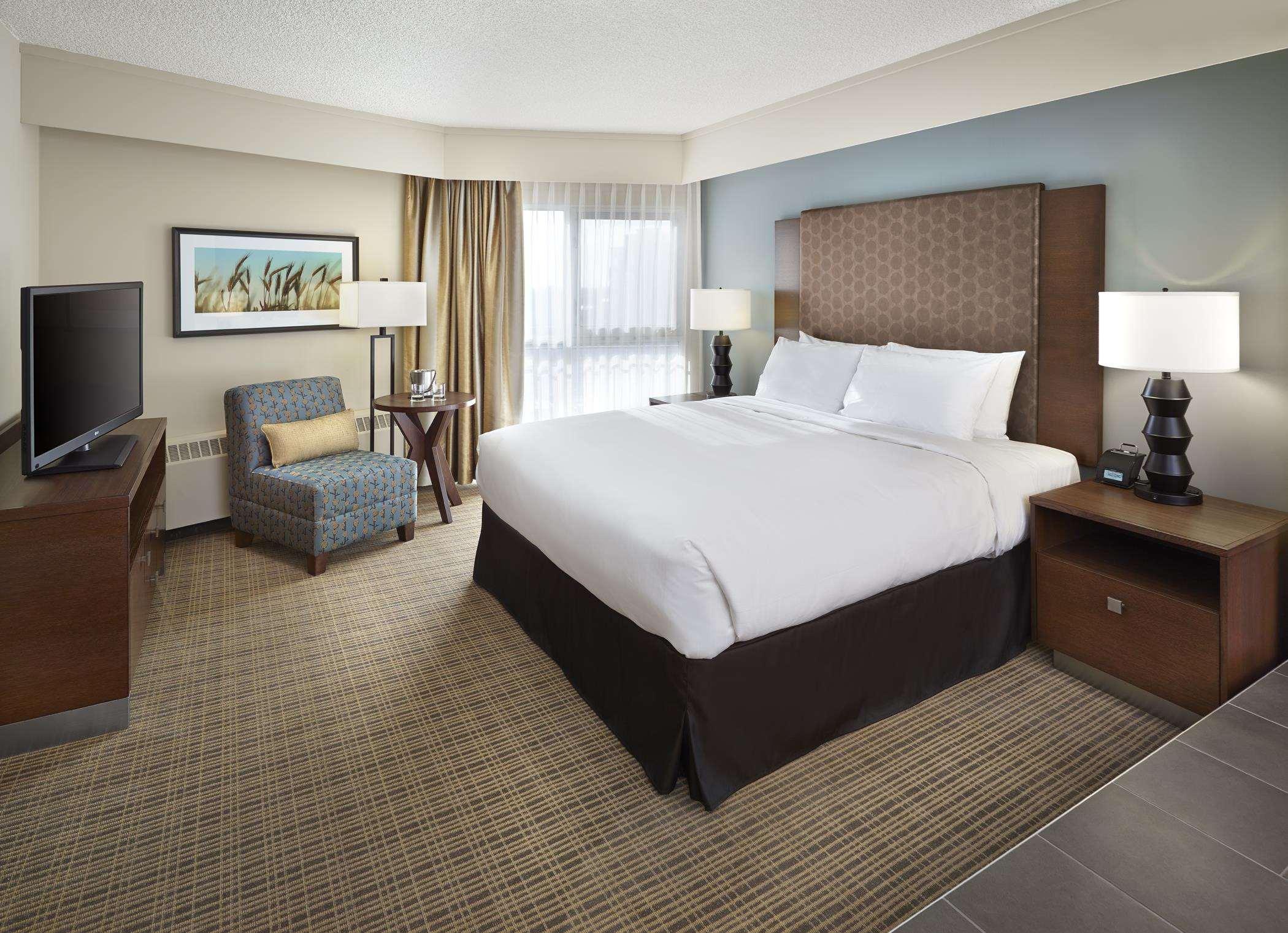 Doubletree By Hilton Hotel & Conference Centre Regina Extérieur photo